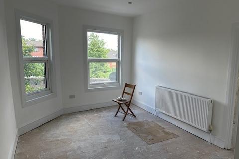 2 bedroom maisonette to rent, 47 High Street, London, SE25