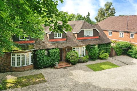 4 bedroom detached house for sale, Andover Road, Newbury, RG14