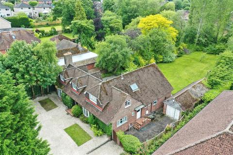 5 bedroom detached house for sale, Andover Road, Newbury, RG14