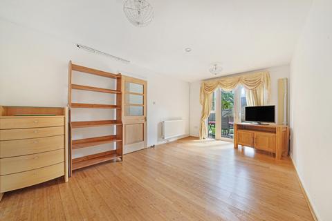 3 bedroom house for sale, Hazel Close, Archway, N19