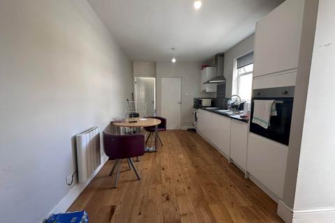 1 bedroom flat for sale, Wilton Road, London SE2