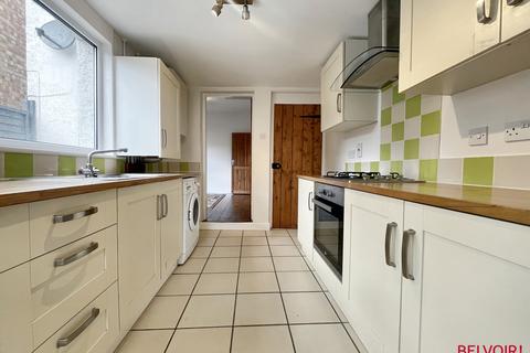 4 Alstone Croft, Cheltenham, GL51 8HA