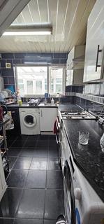 3 bedroom semi-detached house to rent, Briarfield Rd, M19