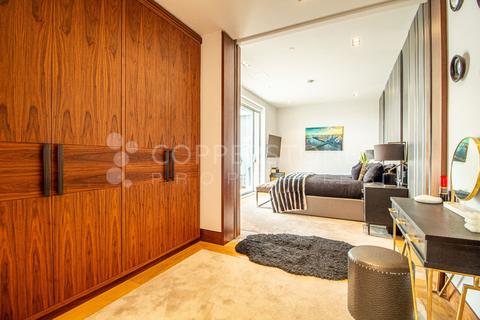 3 bedroom penthouse for sale, Fladgate House, Battersea Power Station