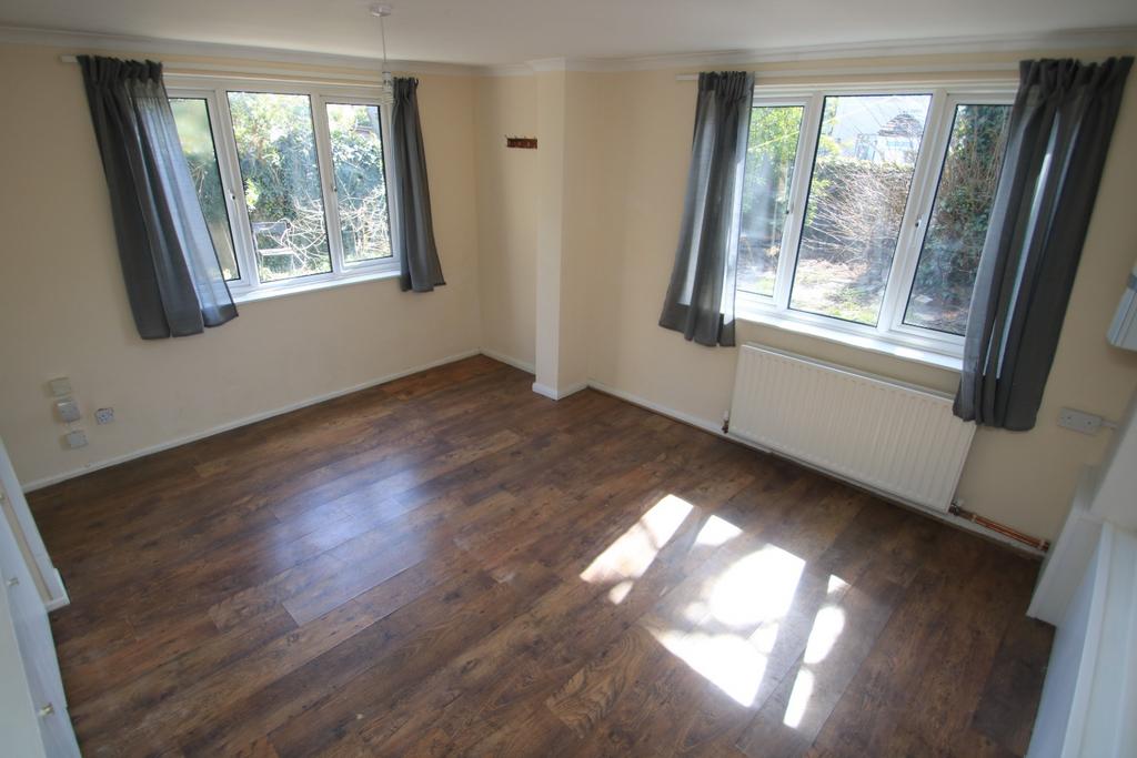 Ferndale Road, Leytonstone, London... 1 bed flat to rent £1,350 pcm