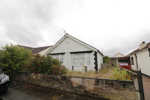 2 bedroom bungalow for sale, The Crescent, Liverpool