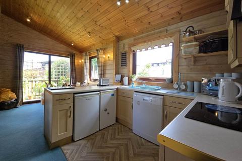 3 bedroom lodge for sale, Hartland Forest, Woolsery