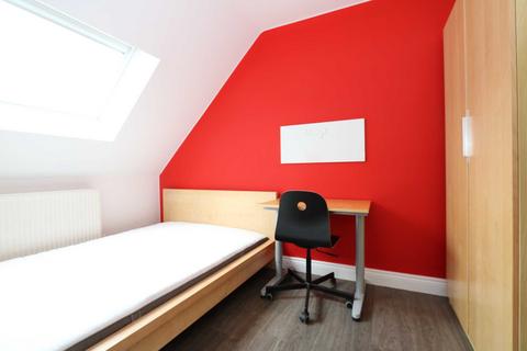 5 bedroom apartment to rent, Bramble Street, Coventry CV1