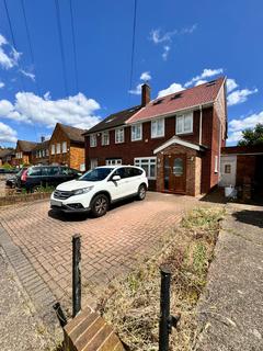 4 bedroom semi-detached house to rent, Nine Elms Avenue Cowley Uxbridge, UB8