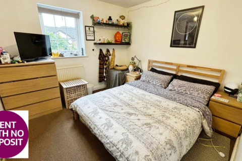 2 bedroom semi-detached house to rent, Carrswood Road, Manchester, Greater Manchester, M23