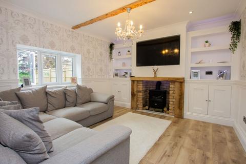 undefined, On Approx. 1/3 Of An Acre In Hurst Green
