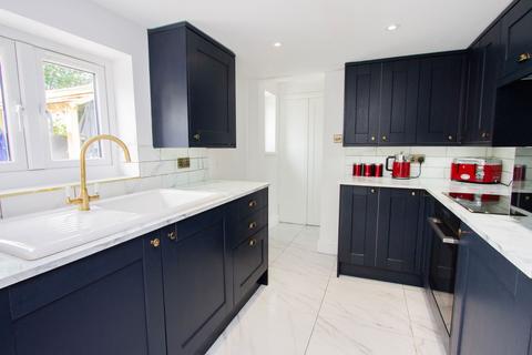 undefined, On Approx. 1/3 Of An Acre In Hurst Green