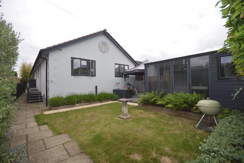 3 bedroom detached house for sale, The Island, Thames Ditton KT7