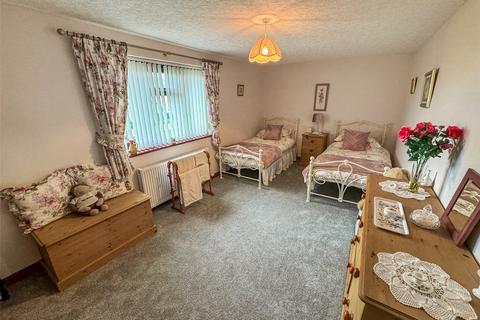 4 bedroom detached house for sale, Morfa Crescent, Tywyn, Gwynedd, LL36