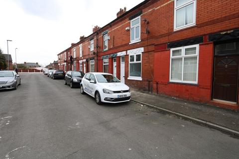 2 bedroom terraced house to rent, Levenshulme, Manchester M12