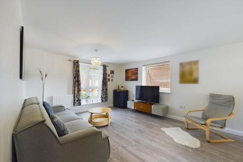 2 bedroom apartment for sale, Wilson Path, Aylesbury HP19