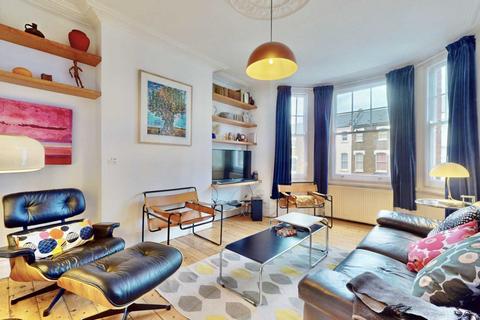 31 Chester Road, London, N19 5DF