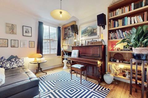 31 Chester Road, London, N19 5DF