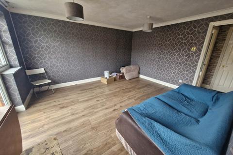1 bedroom flat for sale, Knights Field, Luton LU2