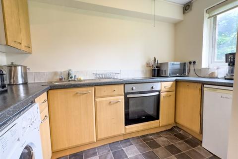 72 Eton Close, Witney, OX28 3GB