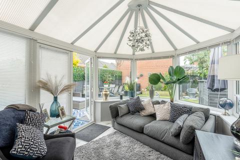 160 Dewfalls Drive, Bradley Stoke, Bristol, BS32 9BU