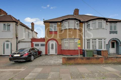 3 bedroom semi-detached house for sale, Ellesmere Road, London, NW10