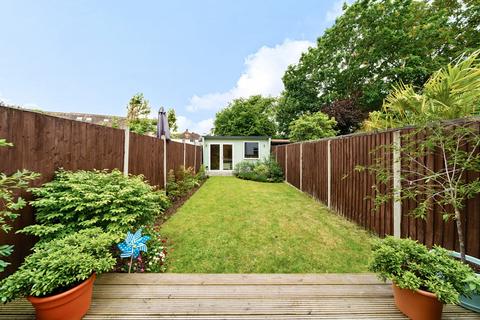 31 Binfield Road, Byfleet, West Byfleet, KT14 7PN