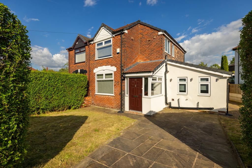 Eastleigh Road, Prestwich, M25 0BX 3 bed semidetached house for sale