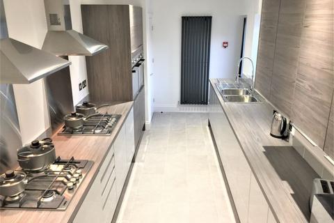 1 bedroom in a house share to rent, Shortheath Road, Erdington B23 6JY