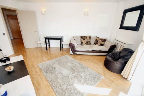 1 bedroom flat for sale, Hutchings Street, London E14
