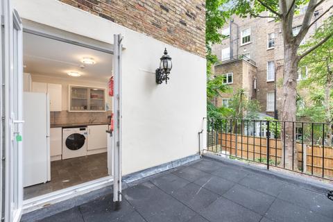 3 bedroom flat to rent, Clifton Gardens, London