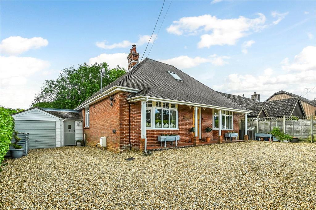 Manor Road, Durley, Southampton... 4 bed detached house for sale £685,000
