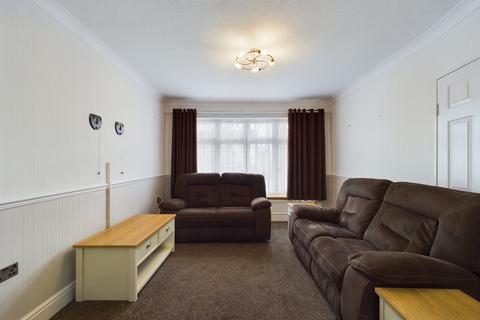 4 Williamsons Way, Corringham, Stanford-le-hope, SS17 7RR