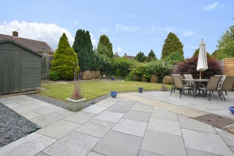 3 bedroom house for sale, Deerswood Close, West Green, RH11