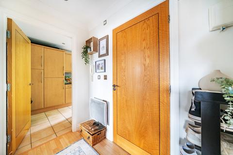 27 Brookhey, Hyde, SK14 2DY