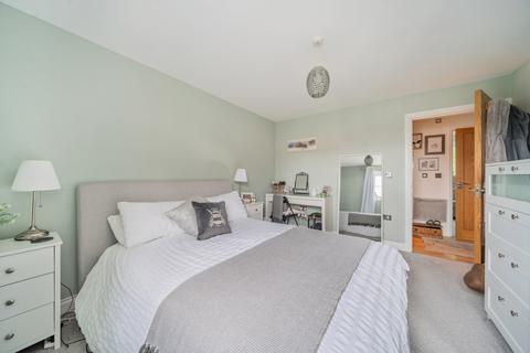 27 Brookhey, Hyde, SK14 2DY
