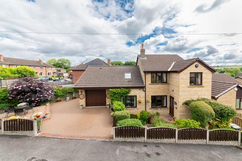 11 Mayfield, Oxspring, Sheffield, S36 8YN