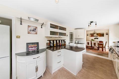 11 Mayfield, Oxspring, Sheffield, S36 8YN