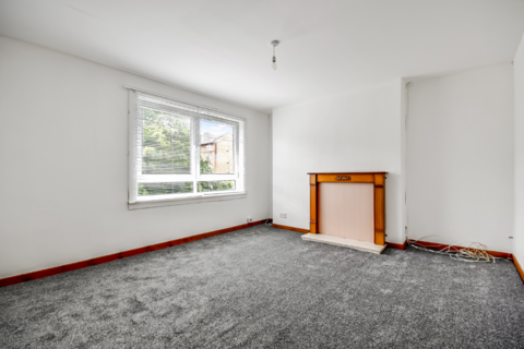 3 bedroom flat to rent, Ann Street, Inverclyde, Greenock, PA15