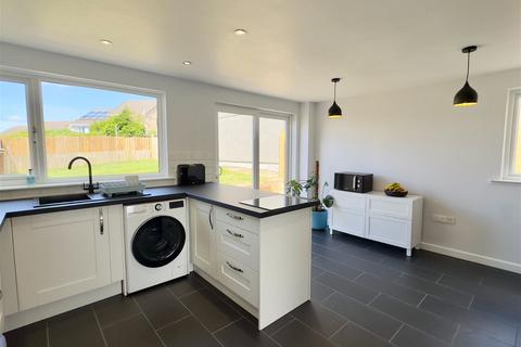 26 Marshall Avenue, Wadebridge, PL27 6BB
