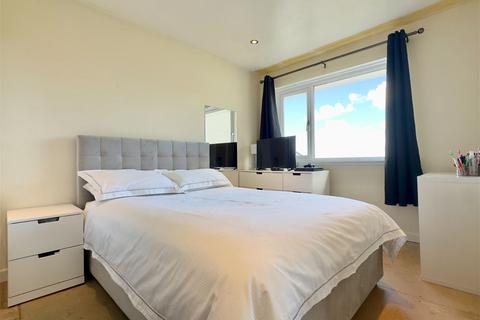 26 Marshall Avenue, Wadebridge, PL27 6BB