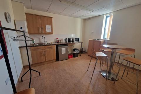 Healthcare facility to rent, 26-30 London Road, Cowplain, Waterlooville, PO8 8DL