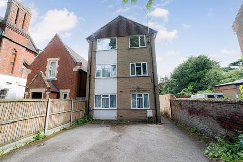 2 bedroom flat for sale, New Dover Road, Canterbury, CT1