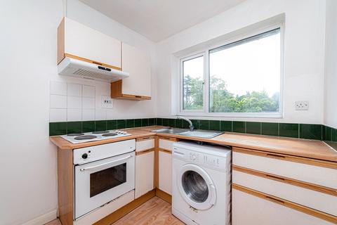 2 bedroom flat for sale, New Dover Road, Canterbury, CT1