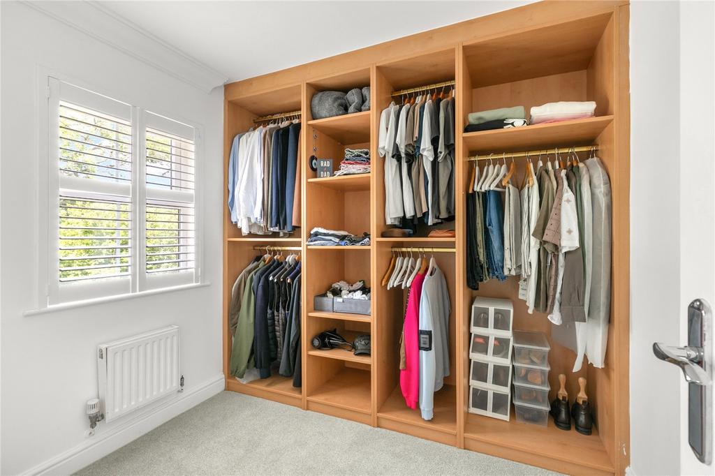 Walk In Wardrobe