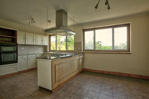 4 bedroom bungalow to rent, New Barn Lane, Cheltenham, Gloucestershire, GL52