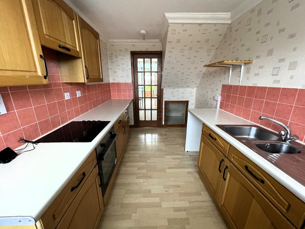 Kitchen a.JPG