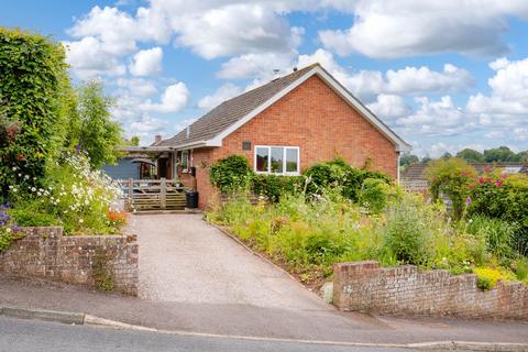 2 Alexandra Way, Crediton, EX17 2EA