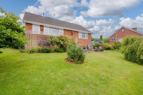 2 Alexandra Way, Crediton, EX17 2EA