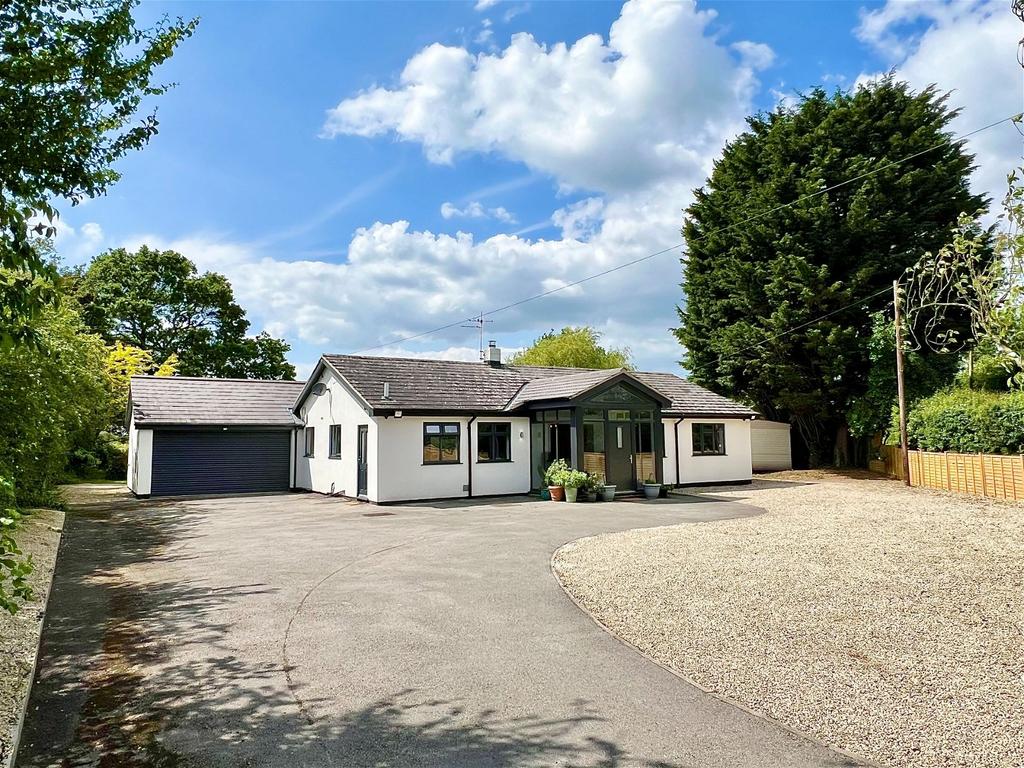 Blind Lane, Tockwith, York, YO26 7QJ 3 bed detached bungalow for sale